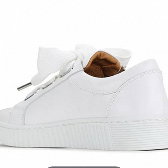 EOS Women's White Sneakers - Picture 4 of 8
